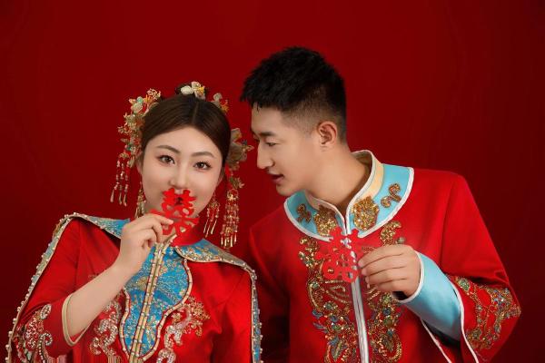 2002年属马的和什么属相结婚最幸福长久