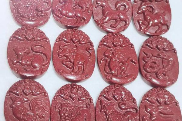 生肖鼠可以带朱砂吗 生肖鼠可以带朱砂吗
