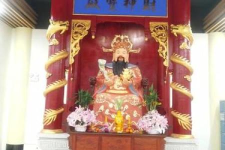 门店财神爷放什么位置最旺财 店里的财神爷放哪个位置好