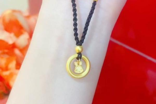属兔不能佩戴什么饰品 属兔的可以戴什么首饰
