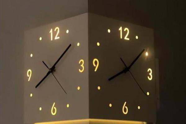 家中的表挂在什么位置好 家里面的表挂在哪里最好