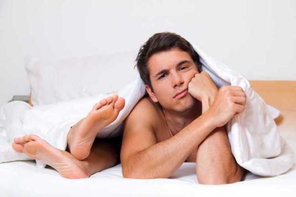 夫妻为何不能分头睡 夫妻为何不能分头睡呢