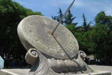 闰二月出生的人真的命运不好吗？有什么科学依据或传统说法？