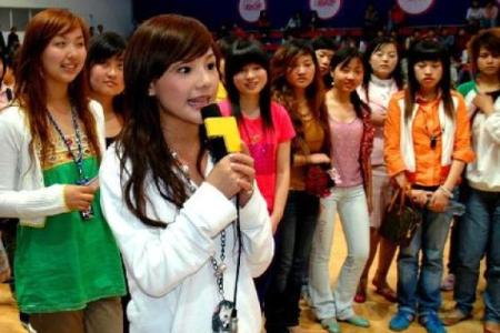 超级女声第一届是哪年 超级女声第一届前五名