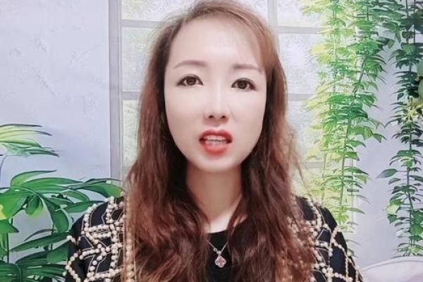 男生第一次接吻伸舌头是什么性格 为什么女生接吻不能伸舌头