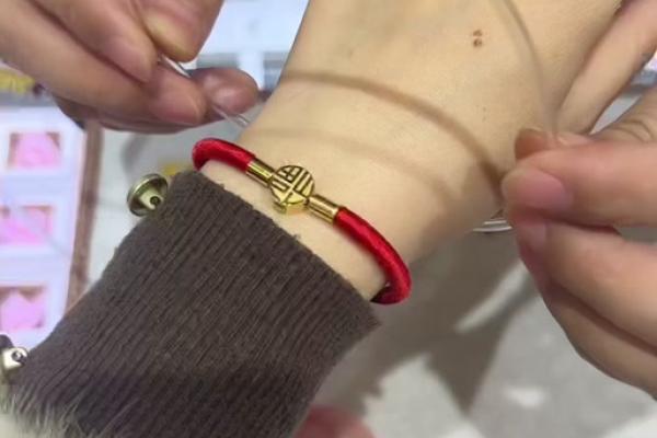 属猴能戴朱砂吗 属猴能戴朱砂吗男生