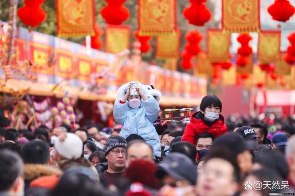 12月25日是什么节日？它在中国有哪些特别的庆祝方式？