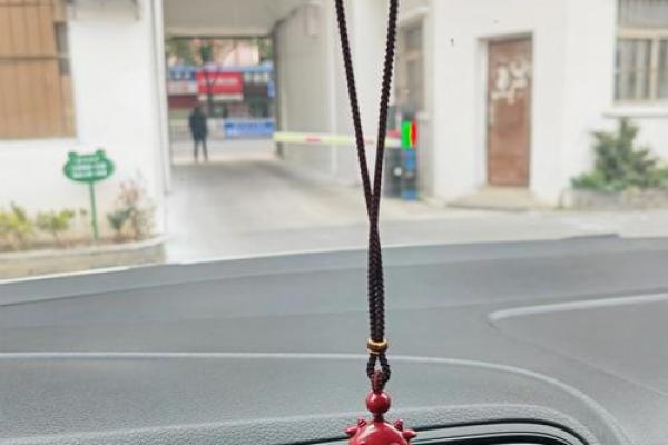 属牛脖子最忌三种东西 属牛的不能戴项链吗
