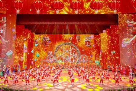 第一届春节联欢晚会是哪一年 第一届春节联欢晚会是哪一年属相