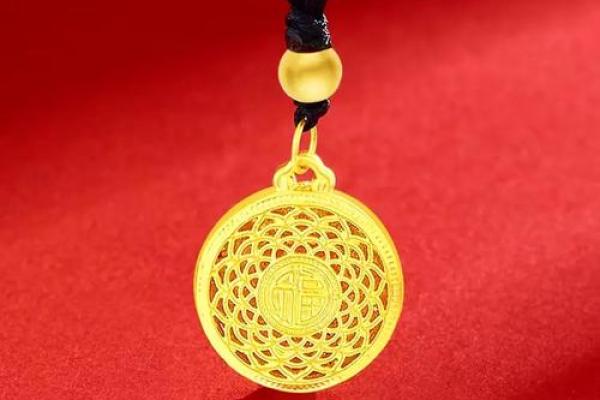 黄金八宝罗盘什么属相不能戴 女士戴八宝罗盘好吗