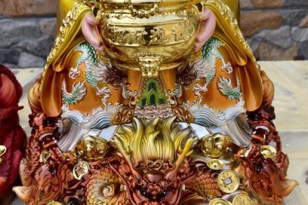 财神爷坐东朝西摆放可以吗 财神爷坐东西朝东可以吗