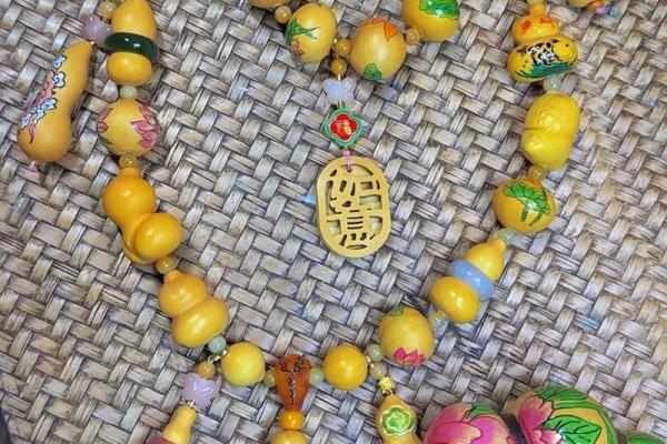 宝葫芦挂在家里什么位置好 宝葫芦挂几个最好