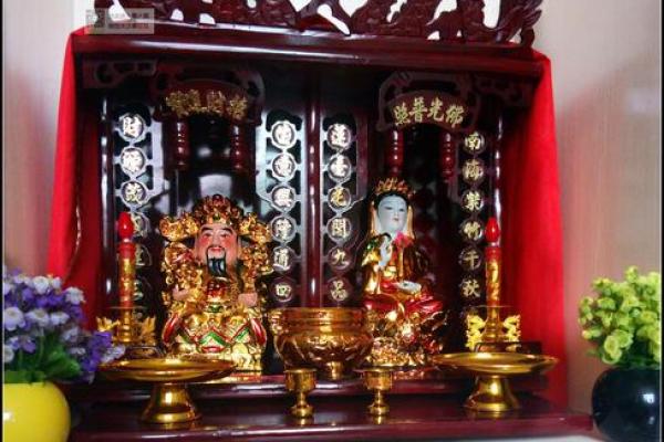 观音财神保家仙摆放顺序 观音财神关公三位神怎么摆放图片