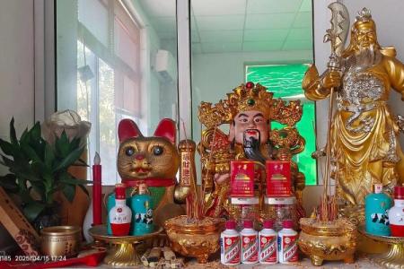 菩萨和财神在一起供奉怎么摆放 菩萨和财神在一起供奉怎么摆放供品