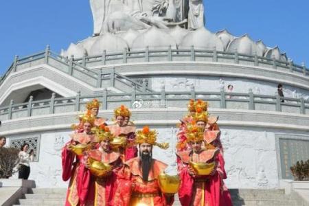 观音和财神正确摆放视频 财神在观音的左还是右