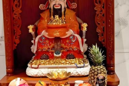 今天的财神方向是哪个方位 今天的财神在哪个方位