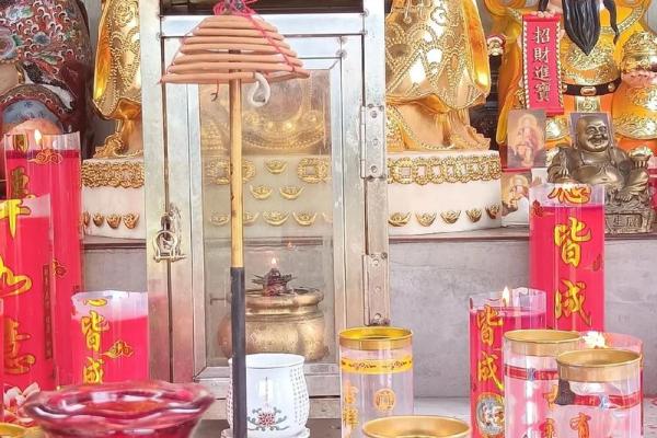 晚上可以拜财神爷吗 晚上可以拜财神爷吗