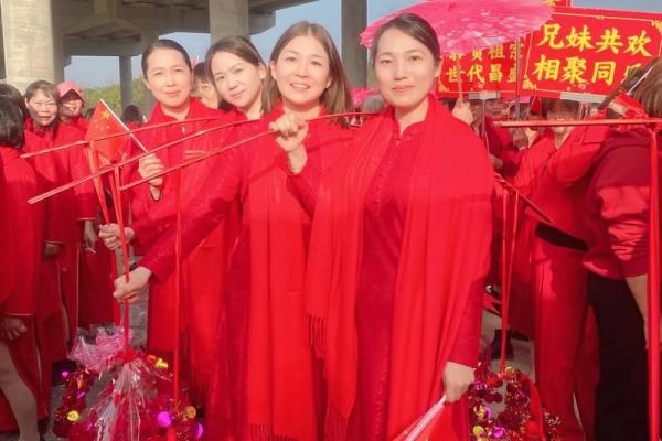 金花回娘家感恩发言 外嫁金花回娘家聚会
