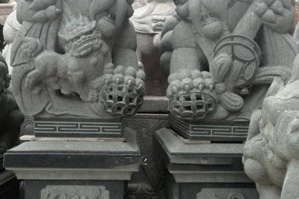 什么属相不能摆放石狮子 什么属相不能摆放石狮子图片