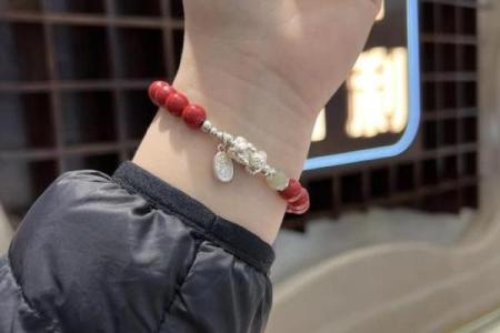 小孩可以带朱砂手串吗 孩子能戴朱砂手串吗