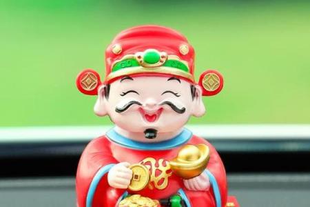 财神爷摆放车里什么位置 财神爷摆放客厅最佳图片