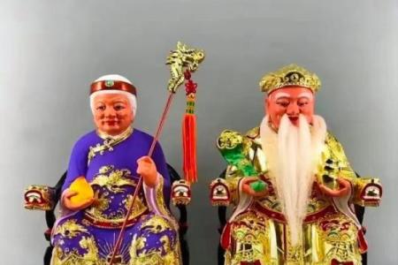 观音财神土地公可以摆放一起么 观音财神关公三位神怎么摆放图片