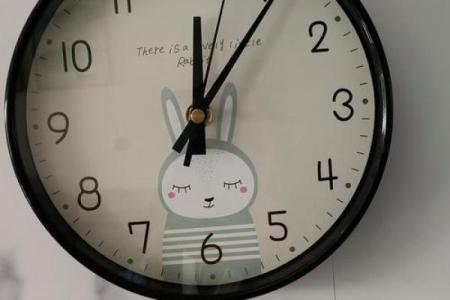 挂钟挂在家里的什么地方最合适 挂钟挂在家里什么位置最好