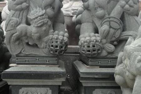 什么属相不能摆放石狮子 什么属相不能摆放石狮子图片