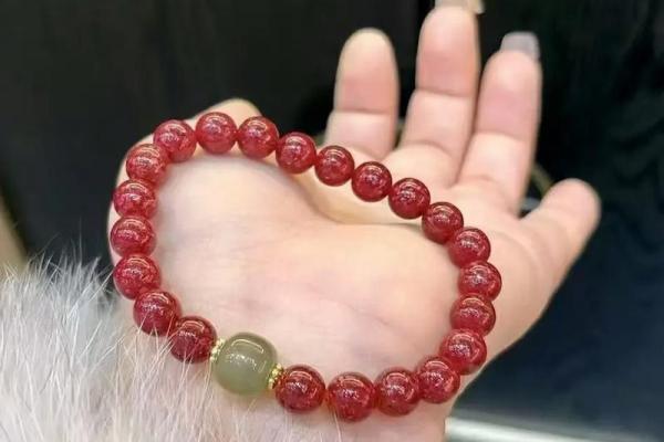 睡觉戴朱砂好不好 睡觉能戴朱砂手串吗