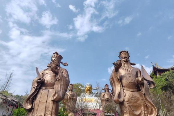 想发横财拜哪位财神 想发横财的来
