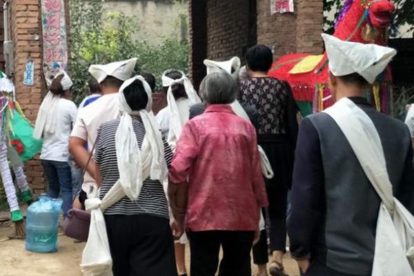 今年什么属相不能见丧事 今年属什么不能看死人