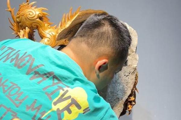 ‌平步青云打一生肖 → 龙（龙腾青云，平步九天）‌