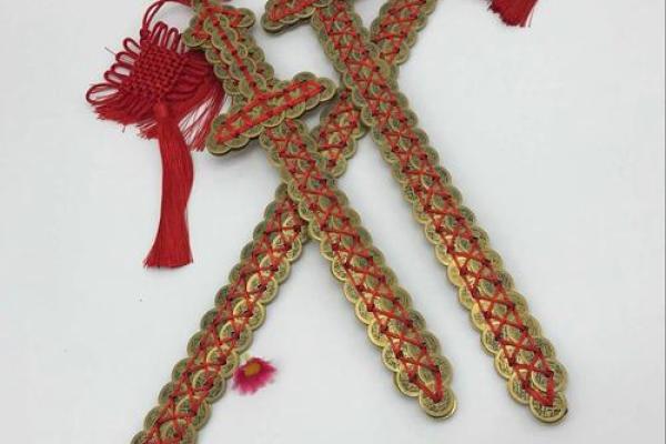 家里挂宝剑有什么讲究 家中挂宝剑吉利吗