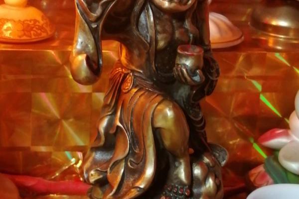 今天财神位是哪个方向 今天财神位哪个方向炸金花