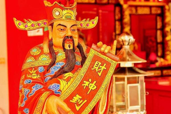 家中摆放财神爷什么位置最好 家里摆放财神爷放什么位置