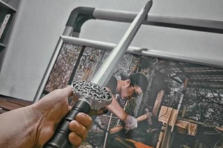 家里挂宝剑有什么讲究 家中挂宝剑吉利吗