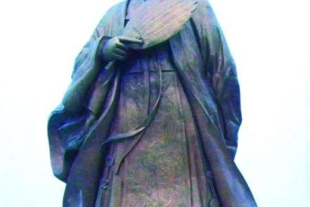 ‌羽扇纶巾指什么生肖‌：龙（诸葛亮象征，龙喻帝王谋略）