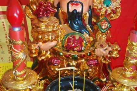 财神爷蜡烛摆放图片 财神爷摆放在什么位置最好