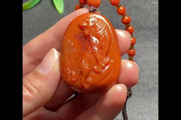 红玛瑙最忌三种属相 红玛瑙最忌三种属相佩戴