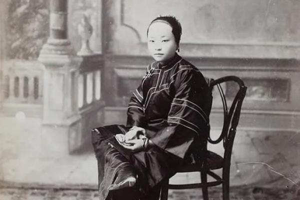 探寻三寸金莲背后的真实指代，是动物还是人体部位？