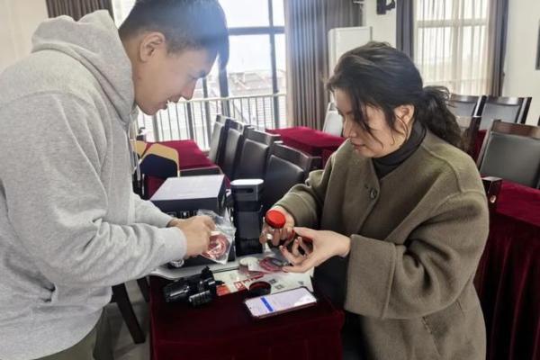 ‌大肖是哪几个生肖 → 龙虎牛（龙虎称王，牛镇坤舆）‌