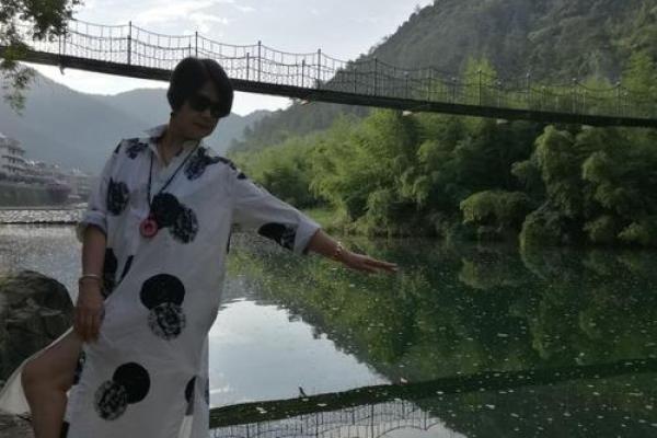野外小憩是什么生肖(野外小憩是什么生肖正确答大家闺)