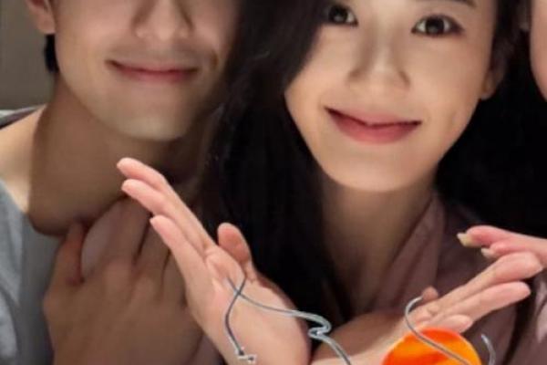 为什么夫妻在一起久了会有夫妻相 为什么夫妻在一起久了会越来越像