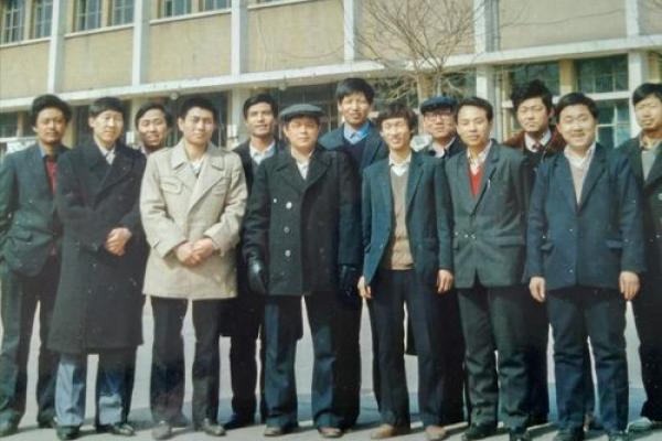 88年大学毕业是哪年 88年大学毕业什么时候