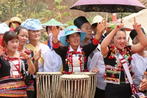 德昂族的民族风俗 德昂族特色文化及风俗