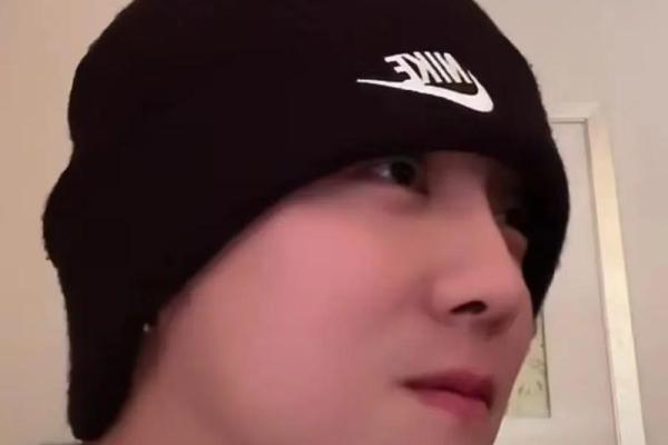 鹿晗为什么不能坐飞机