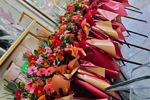 2024年7月开业吉日查询，求推荐生意兴隆的良辰吉时和注意事项