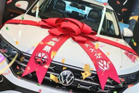 想在本月提车，请问哪天是黄道吉日？需要避开哪些不吉利的日子？
